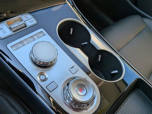 New 2026 Genesis GV70 2.5T image 23