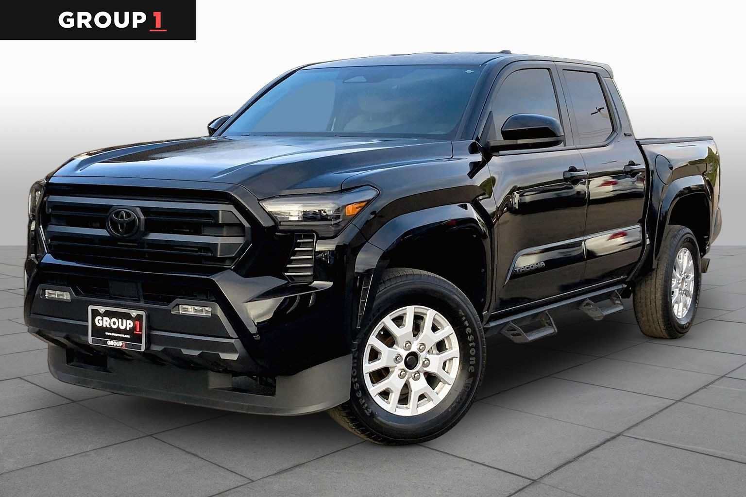 Used 2025 Toyota Tacoma SR5 AWD/4WD image 1