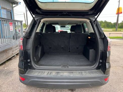 Used 2017 Ford Escape S image 23