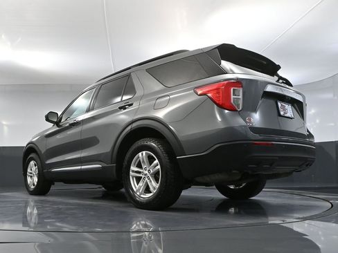 Used 2023 Ford Explorer XLT image 53