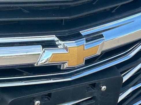Used 2025 Chevrolet Malibu LT FWD image 11
