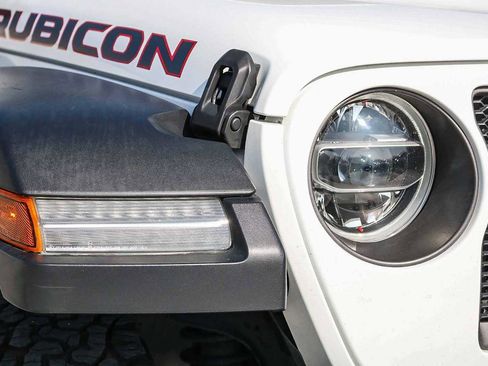 Used 2018 Jeep Wrangler Rubicon image 4