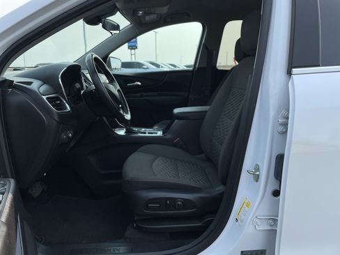 Used 2020 Chevrolet Equinox LT FWD image 16