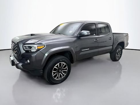 Used 2023 Toyota Tacoma TRD Sport RWD image 3
