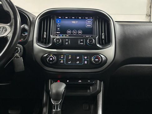 Used 2022 Chevrolet Colorado LT w/ LT Convenience Package AWD/4WD image 25
