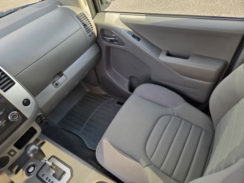 Used 2021 Nissan Frontier S w/ S Utility Package image 18