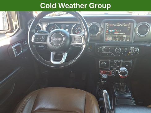 Used 2021 Jeep Wrangler Unlimited Rubicon AWD/4WD image 17