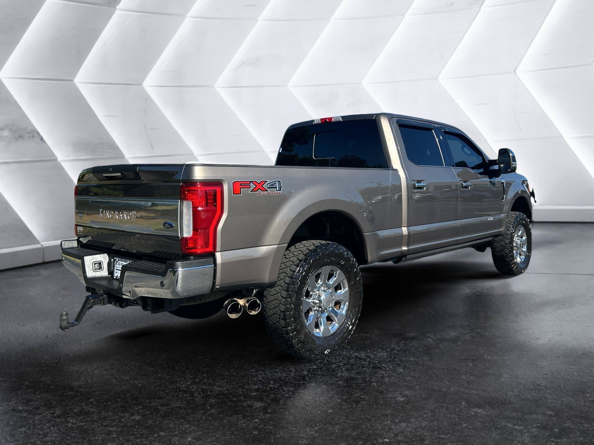 Used 2019 Ford F250 King Ranch w/ King Ranch Ultimate Package AWD/4WD image 8