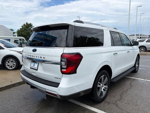 Used 2024 Ford Expedition Max Limited AWD/4WD image 3