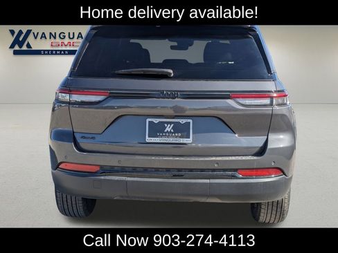 Used 2025 Jeep Grand Cherokee Altitude image 12