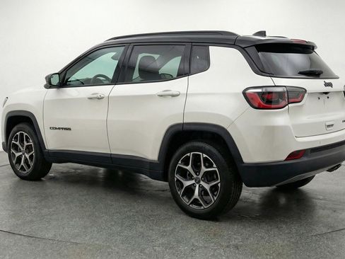 Used 2025 Jeep Compass Limited AWD/4WD image 6