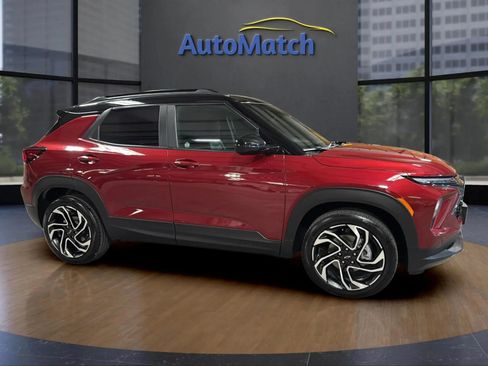 Used 2024 Chevrolet TrailBlazer RS w/ Convenience Package AWD/4WD image 14