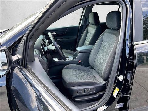 Used 2022 Chevrolet Equinox LT FWD image 27