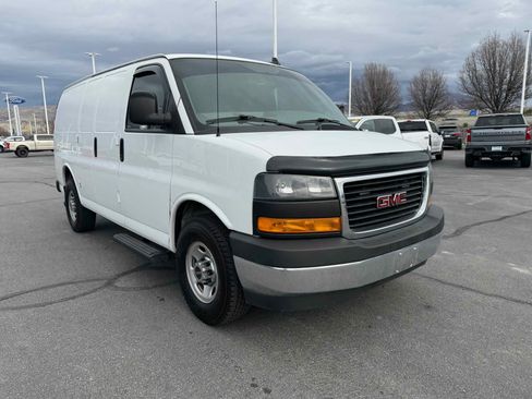Used 2023 GMC Savana 2500 w/ Driver Convenience Package image 11