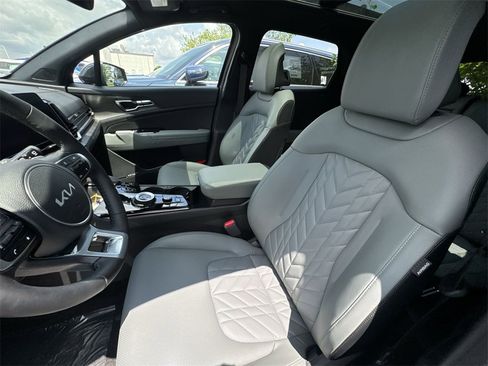 New 2025 Kia Sportage X-Line Prestige image 3