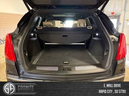 Used 2019 Cadillac XT5 Premium Luxury AWD/4WD image 24