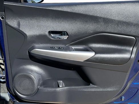 Used 2019 Nissan Kicks SR w/ SR Premium Package FWD image 25