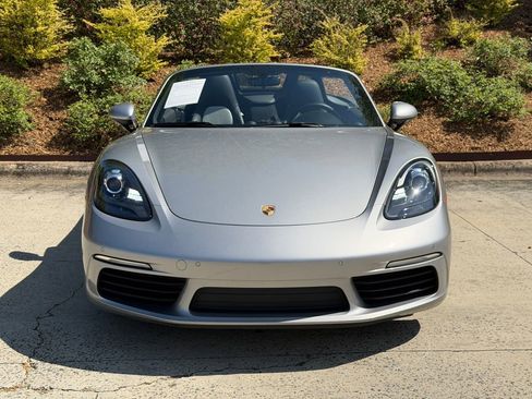 Used 2019 Porsche 718 Boxster RWD image 9