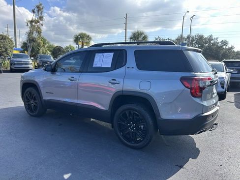 Certified 2023 GMC Acadia SLE w/ Driver Convenience Package image 4