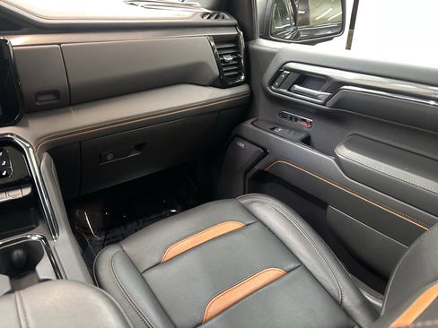 Used 2024 GMC Sierra 1500 AT4 w/ AT4 Carbonpro Edition AWD/4WD image 22