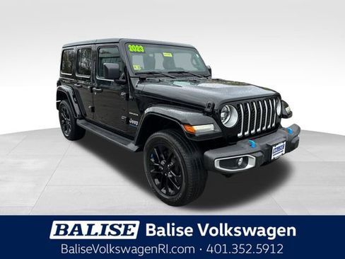 Used 2023 Jeep Wrangler Unlimited Sahara w/ Cold Weather Group AWD/4WD image 1