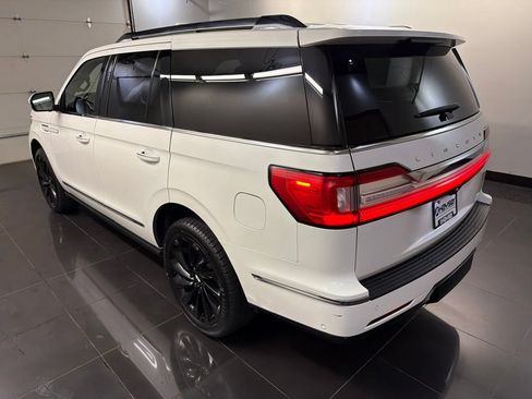 Certified 2021 Lincoln Navigator Reserve AWD/4WD image 4
