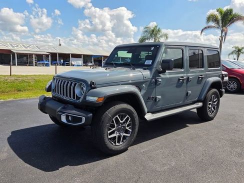 New 2026 Jeep Wrangler Sahara AWD/4WD image 3