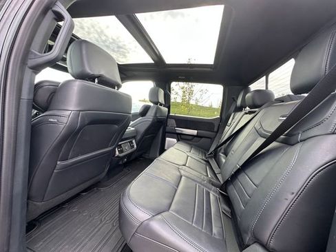 Used 2025 Ford F250 Platinum image 10