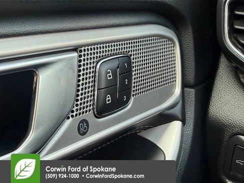 Used 2021 Ford Explorer Limited AWD/4WD image 23