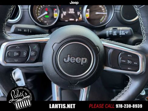 Certified 2022 Jeep Wrangler Unlimited Sahara w/ Cold Weather Group image 35