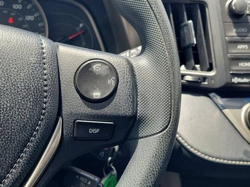 Used 2015 Toyota RAV4 XLE FWD image 21