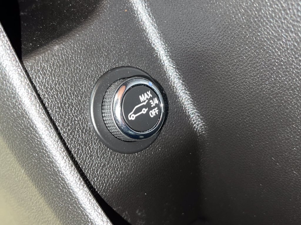 Used 2024 Cadillac XT4 Sport AWD/4WD image 33