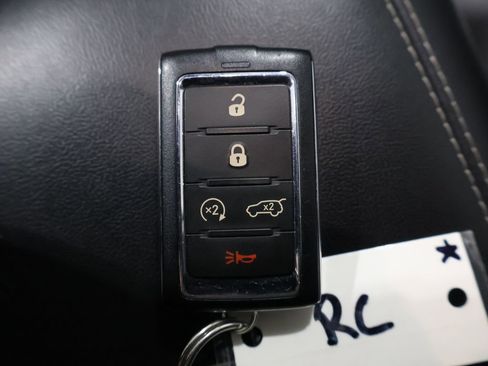 Used 2024 Jeep Grand Cherokee Limited image 24