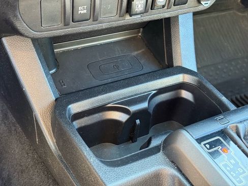 Used 2019 Toyota Tacoma TRD Off-Road image 24