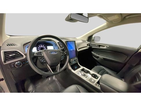 Used 2024 Ford Edge SEL AWD/4WD image 10