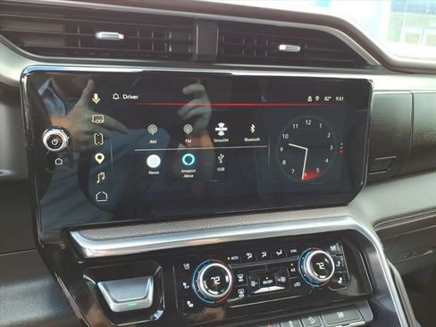 Certified 2023 GMC Sierra 1500 Denali w/ Technology Package AWD/4WD image 17
