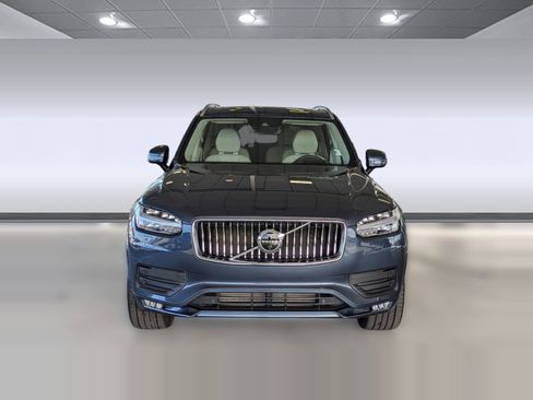 Used 2021 Volvo XC90 T6 Momentum w/ Advanced Package image 6