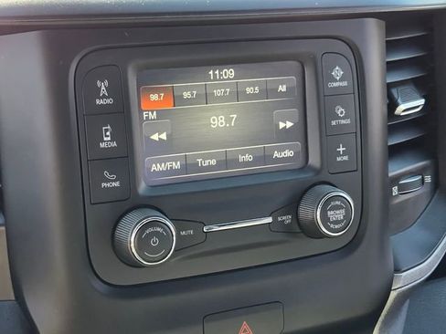 Used 2022 RAM 2500 Tradesman w/ Chrome Appearance Group image 24