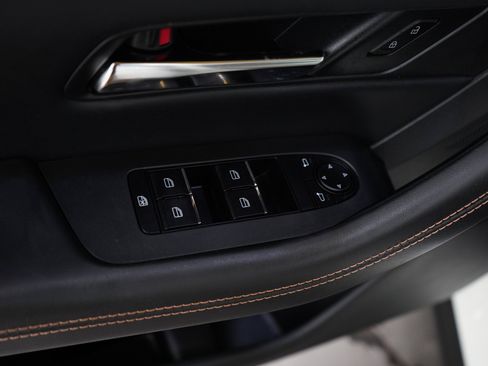 Certified 2024 MAZDA CX-90 Plug-In Hybrid w/ Preferred AWD/4WD image 21