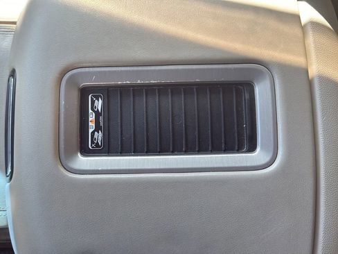 Used 2019 GMC Yukon XL Denali image 42