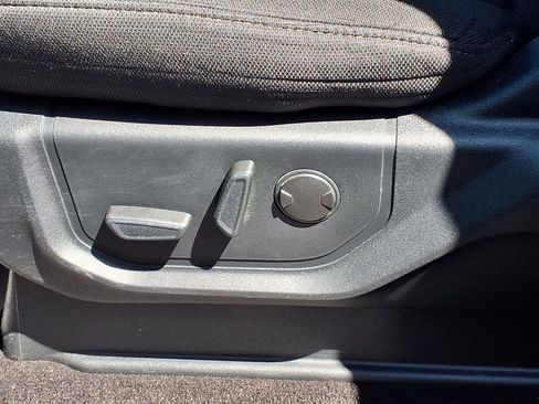 Used 2019 Ford F150 XLT w/ Equipment Group 302A Luxury AWD/4WD image 4