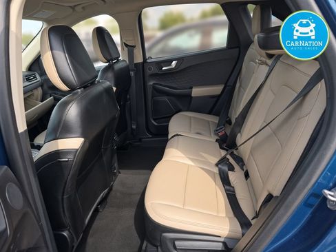 Used 2020 Ford Escape Titanium AWD/4WD image 7