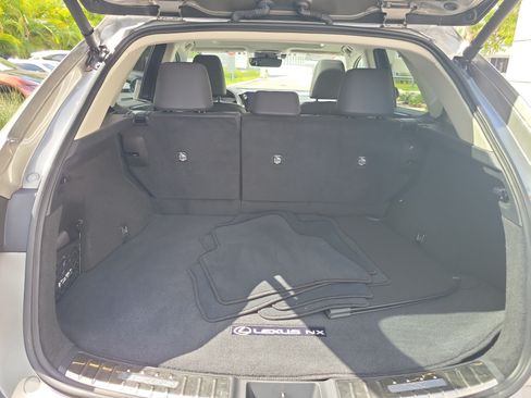 Used 2024 Lexus NX 250 FWD w/ Cold Area Package image 9