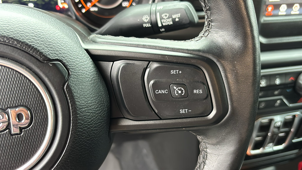 Used 2023 Jeep Gladiator Sport AWD/4WD image 19