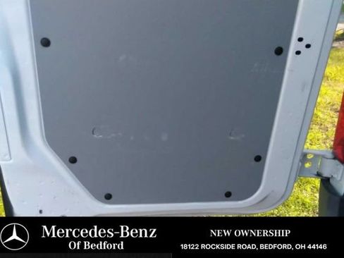 Used 2024 Mercedes-Benz Sprinter 2500 image 10