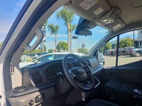 Used 2025 Ford Transit 250 Low Roof w/ Exterior Upgrade Package RWD image 10