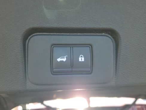 Used 2023 Nissan Rogue Platinum w/ Platinum Premium Package image 10