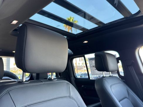 New 2026 Land Rover Defender 110 Trophy Edition AWD/4WD image 18