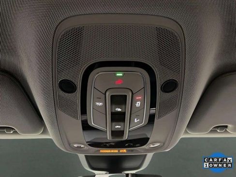 Used 2023 Audi e-tron Premium Plus image 61
