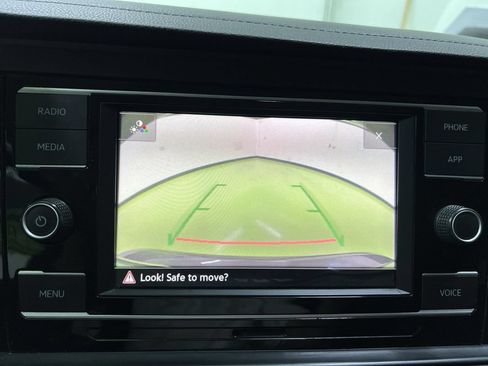 Used 2020 Volkswagen Jetta R-Line FWD image 21